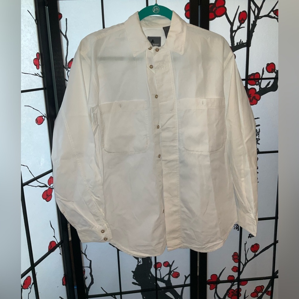 Womens Liz Wear Sz Medium 100% Cotton White Long Sleeve Button Down Dress Shirt